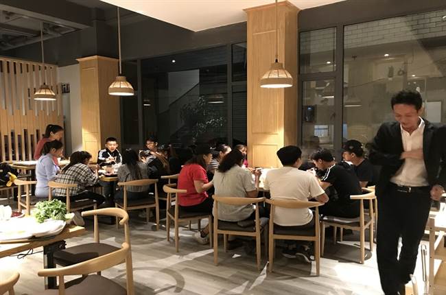 火鍋店桌椅擺放與營業(yè)額的關(guān)系你知道嗎？