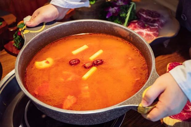 火鍋加盟店，如何提升品牌競(jìng)爭(zhēng)力？