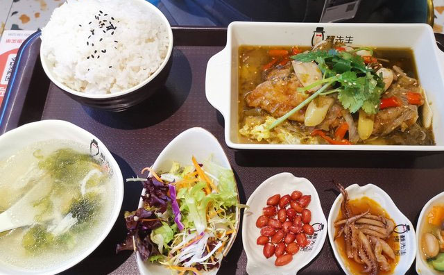 創(chuàng)業(yè)新手怎么開烤魚飯店，新手開烤魚飯店3大注意事項