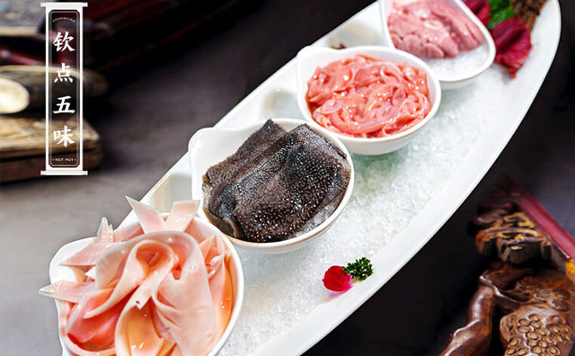 丹東開火鍋加盟店，如何規(guī)劃門頭形象？