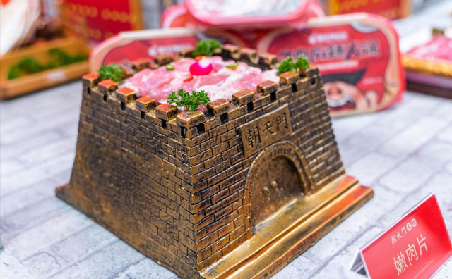 號稱來重慶必吃的地標(biāo)火鍋，朝天門讓你不留遺憾