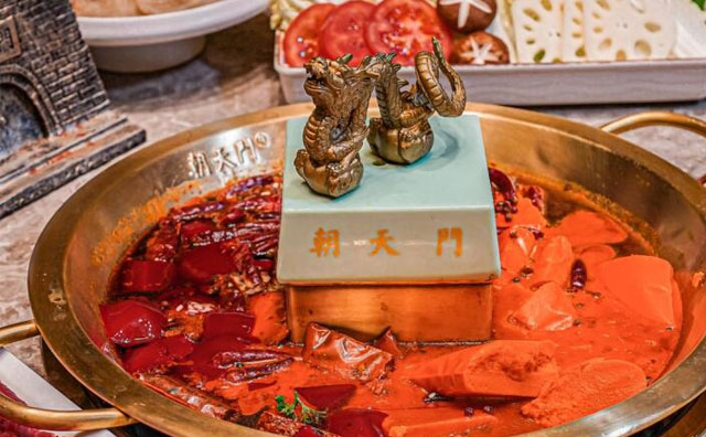 天冷了吃什么？朝天門為你送上熱辣滾燙的火鍋