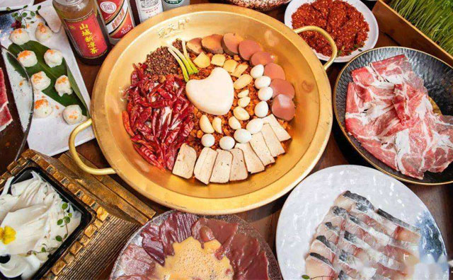 連鎖火鍋店如何在試營業(yè)期間積累客人？