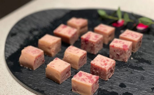 火鍋店應(yīng)該選哪些菜品作為主打爆款？