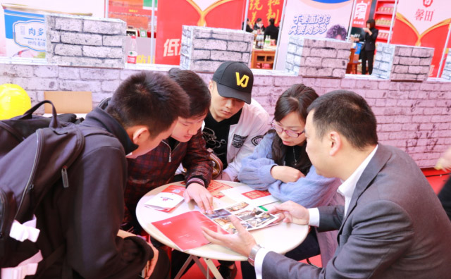 十一屆重慶火鍋美食文化節(jié)開火鍋加盟店，非遺火鍋了解下