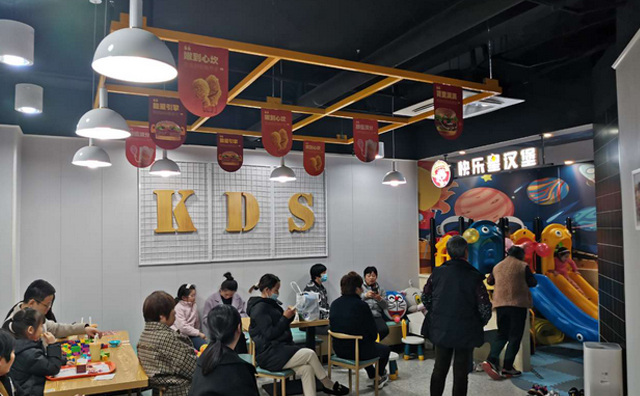 零經(jīng)驗也想開一家漢堡店，加盟什么好呢？快樂星漢堡怎么樣？