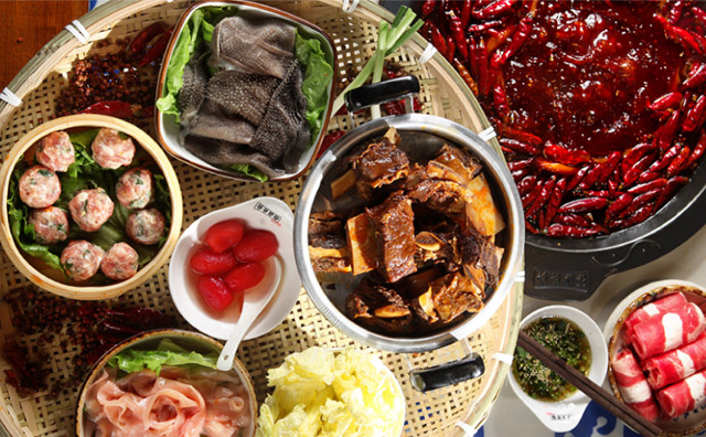 爺爺那輩牛排火鍋，始于1942，感恩懷舊文化主題火鍋