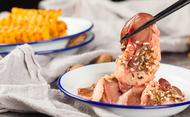 作為行業(yè)領跑者，小豬查理川式烤肉特色有哪些