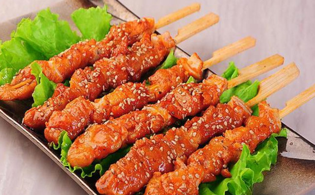 開燒烤店怎么才能讓人多起來，這些方面是關(guān)鍵點(diǎn)