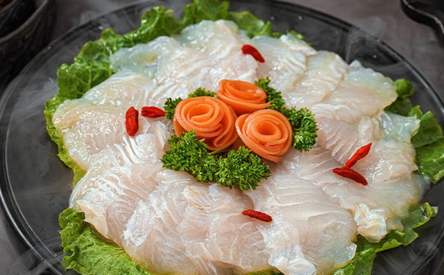 我想開個火鍋食材超市如何選址？