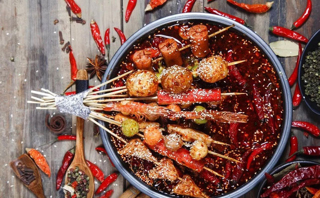 火鍋串串的特色有哪些，是什么樣的？