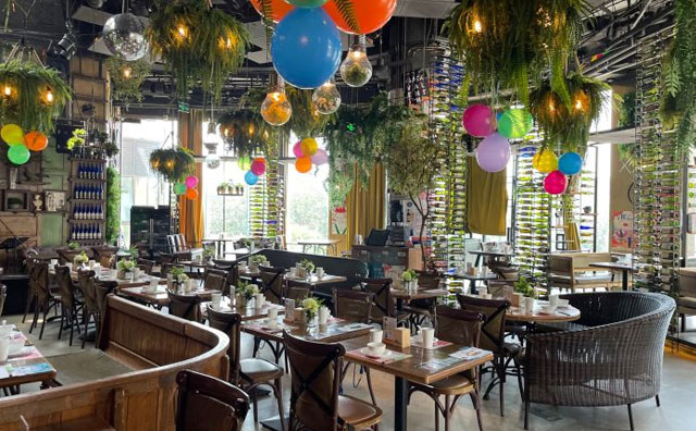 驚，餐飲行業(yè)現(xiàn)“元宇宙”概念應(yīng)用餐飲