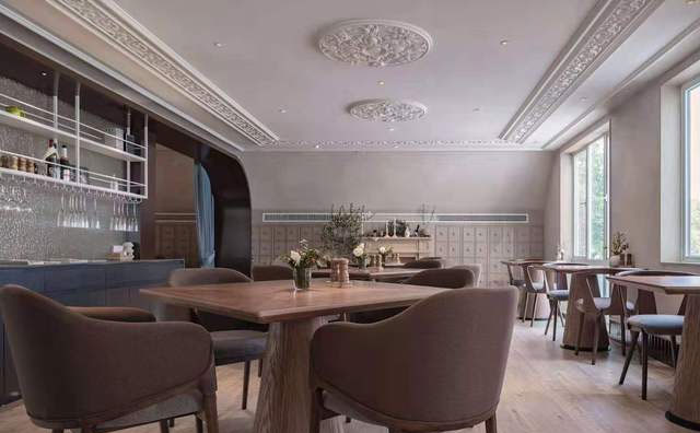 疫情當(dāng)下，某些行業(yè)悄悄興起