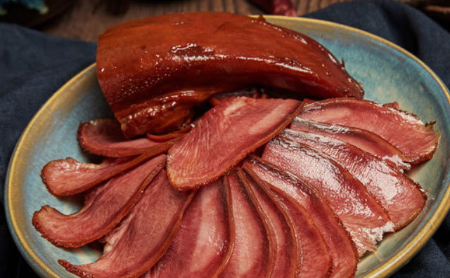 怎樣把熱鹵小吃店經(jīng)營(yíng)好，成功開店三大技巧