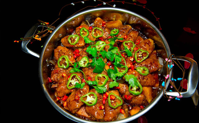 如何提高三汁燜鍋店生意，成功經(jīng)驗(yàn)告訴你