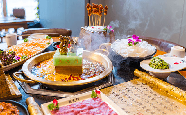 90后不會(huì)炒底料如何開火鍋店呢？