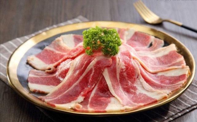 縣城開自助烤肉店是不是好選擇，看這三點(diǎn)讓你一目了然