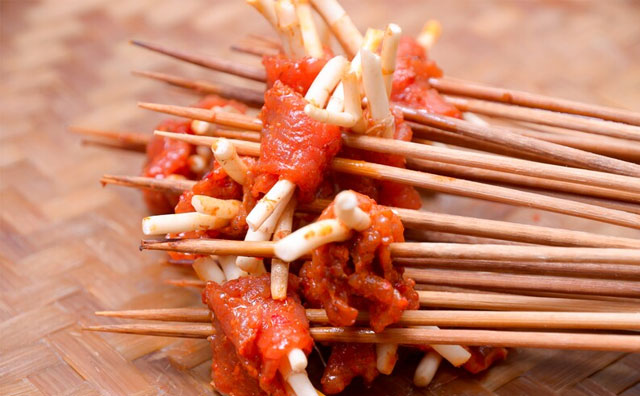 成都串串香需要什么工具，成都串串香店需要什么設(shè)備