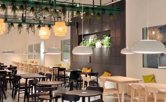 被流量內(nèi)卷的餐飲行業(yè)，買還是不買？