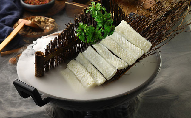 幕后推手曝光，明星餐飲并非“明星+餐飲”