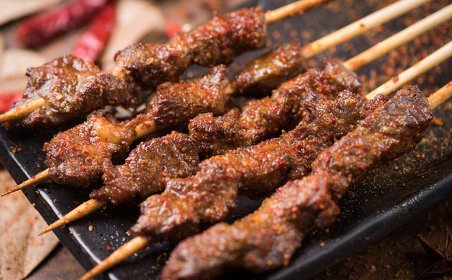 開燒烤店必備的東西，這里全都為你準(zhǔn)備好