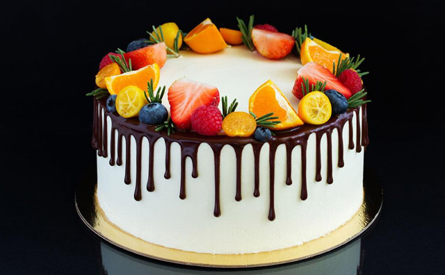 現(xiàn)在蛋糕店生意好做嗎，結(jié)合這些可做出判斷