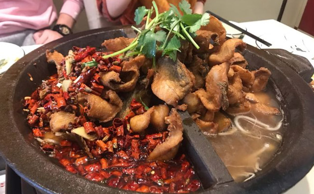 石鍋魚一般用什么魚做的，石鍋魚一般多少錢一鍋