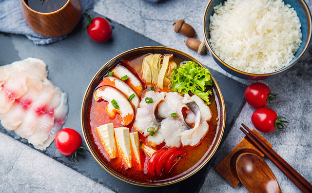 鄉(xiāng)鎮(zhèn)快餐外賣店沒(méi)生意，分析原因有以下幾點(diǎn)