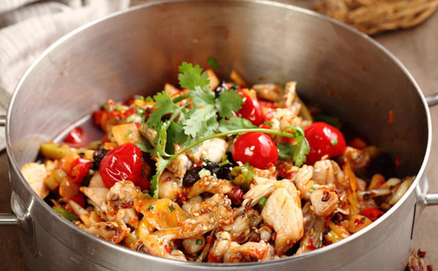 創(chuàng)業(yè)開牛蛙火鍋加盟店，看懂這些就穩(wěn)了