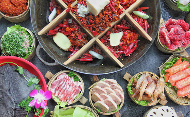 九宮格火鍋為什么分九格，重慶火鍋九宮格的含義