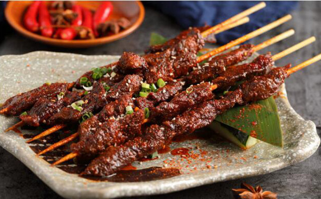 現(xiàn)在開燒烤店好做嗎，做過的人為你講述