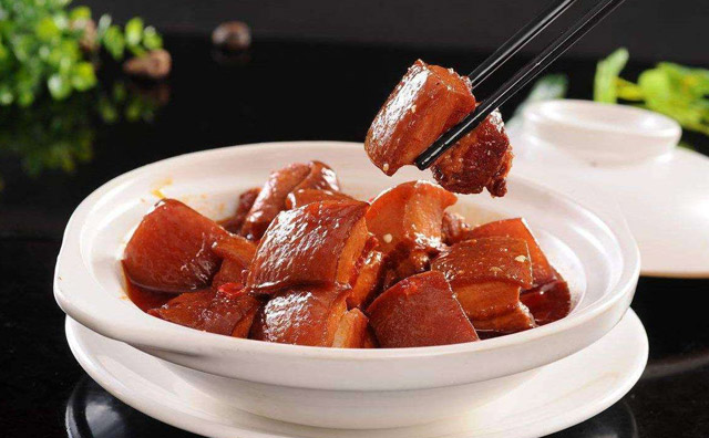 開紅燒肉店需要準(zhǔn)備什么，這些都是開店必備