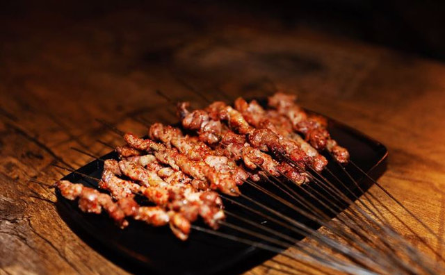 燒烤店位置太偏僻怎么辦，改善現(xiàn)狀就靠這些