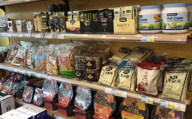 學(xué)校門口開零食店怎么樣，投資風(fēng)險(xiǎn)大嗎