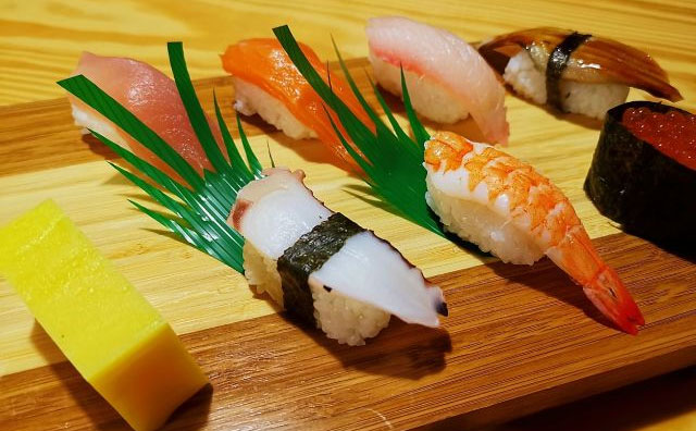 能吸引年輕人的小吃有哪些，開小吃店要注意些什么