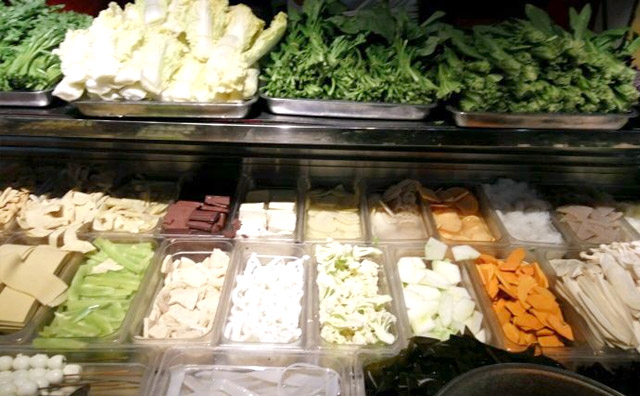 干了一年麻辣燙賠錢是什么原因？麻辣燙店出現(xiàn)虧損怎么辦