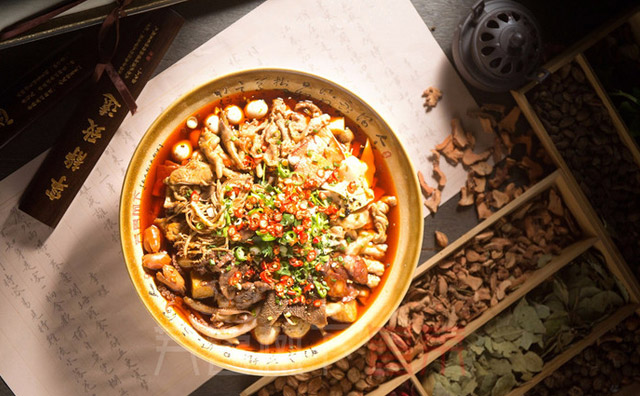 開冒菜店一年能賺多少錢，前景怎么樣？