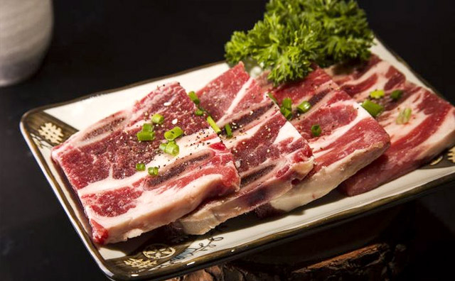 開一家烤肉店利潤怎么樣？需要考慮哪些影響因素