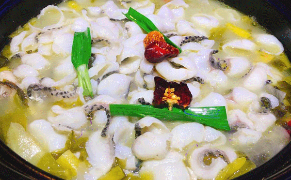 初次餐飲創(chuàng)業(yè)開什么店合適-酸菜魚店