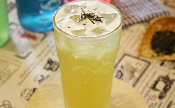 開(kāi)個(gè)奶茶飲品店掙錢不