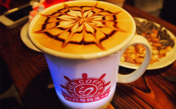 哪個(gè)奶茶店火加盟費(fèi)便宜-8號(hào)碼頭奶茶 哪個(gè)奶茶店火加盟費(fèi)便宜-8號(hào)碼頭奶茶