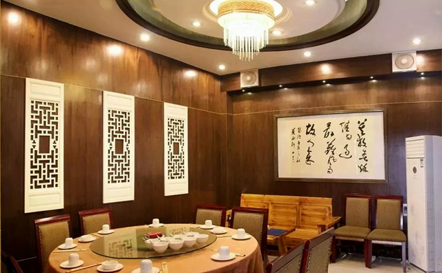 餐飲店春節(jié)員工要請(qǐng)假，我們?cè)撊绾喂芾? title=