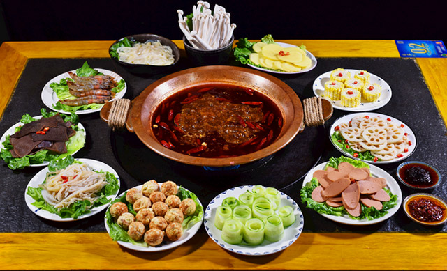 如何讓火鍋店生意紅火，怎樣經(jīng)營一家火鍋店