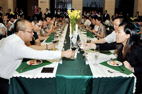 團(tuán)體包餐服務(wù)的特點(diǎn) 團(tuán)體包餐服務(wù)的特點(diǎn)