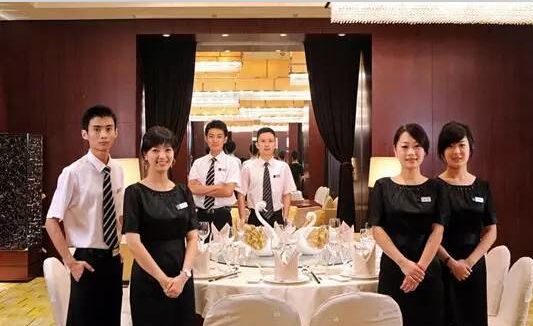 餐廳的服務(wù)員需要了解餐廳有哪些分類 餐廳的服務(wù)員需要了解餐廳有哪些分類