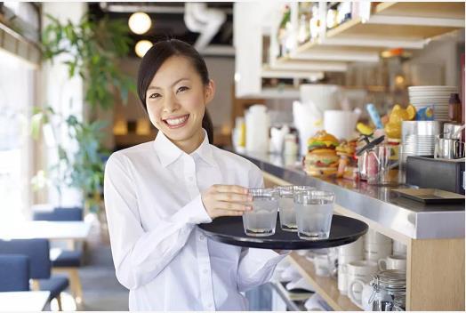 究竟如何聘用好的穩(wěn)定的餐廳服務(wù)員 究竟如何聘用好的穩(wěn)定的餐廳服務(wù)員