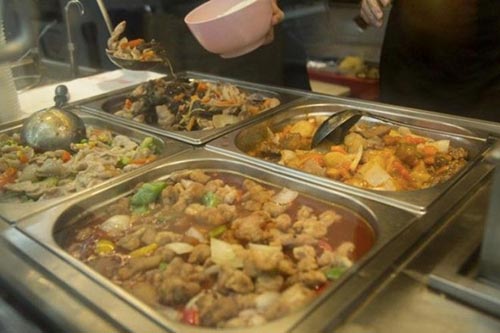 上海推出餐飲標(biāo)準(zhǔn)細(xì)則 下月起便利店可以賣(mài)熱飯了 上海推出餐飲標(biāo)準(zhǔn)細(xì)則 下月起便利店可以賣(mài)熱飯了