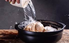 椰子雞火鍋的成本利潤(rùn)是多少？要注意什么