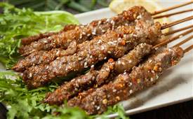 開(kāi)燒烤店是賺錢(qián)還是虧錢(qián)，主要看以下四點(diǎn)