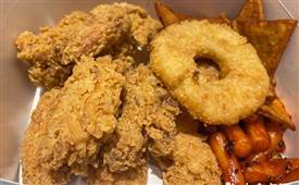 新手創(chuàng)業(yè)如何玩轉(zhuǎn)炸雞？炸雞店搭配什么項(xiàng)目好？